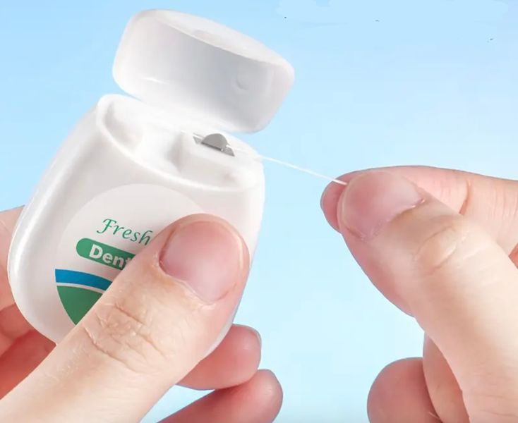 Зубная нить Dental Floss мята 50 м 9210-6731 фото